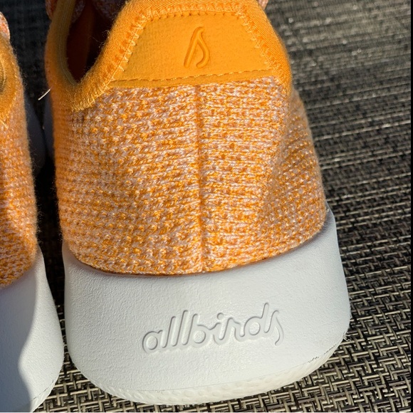 Allbirds Women's Tree Runners - Picture 6 of 11
